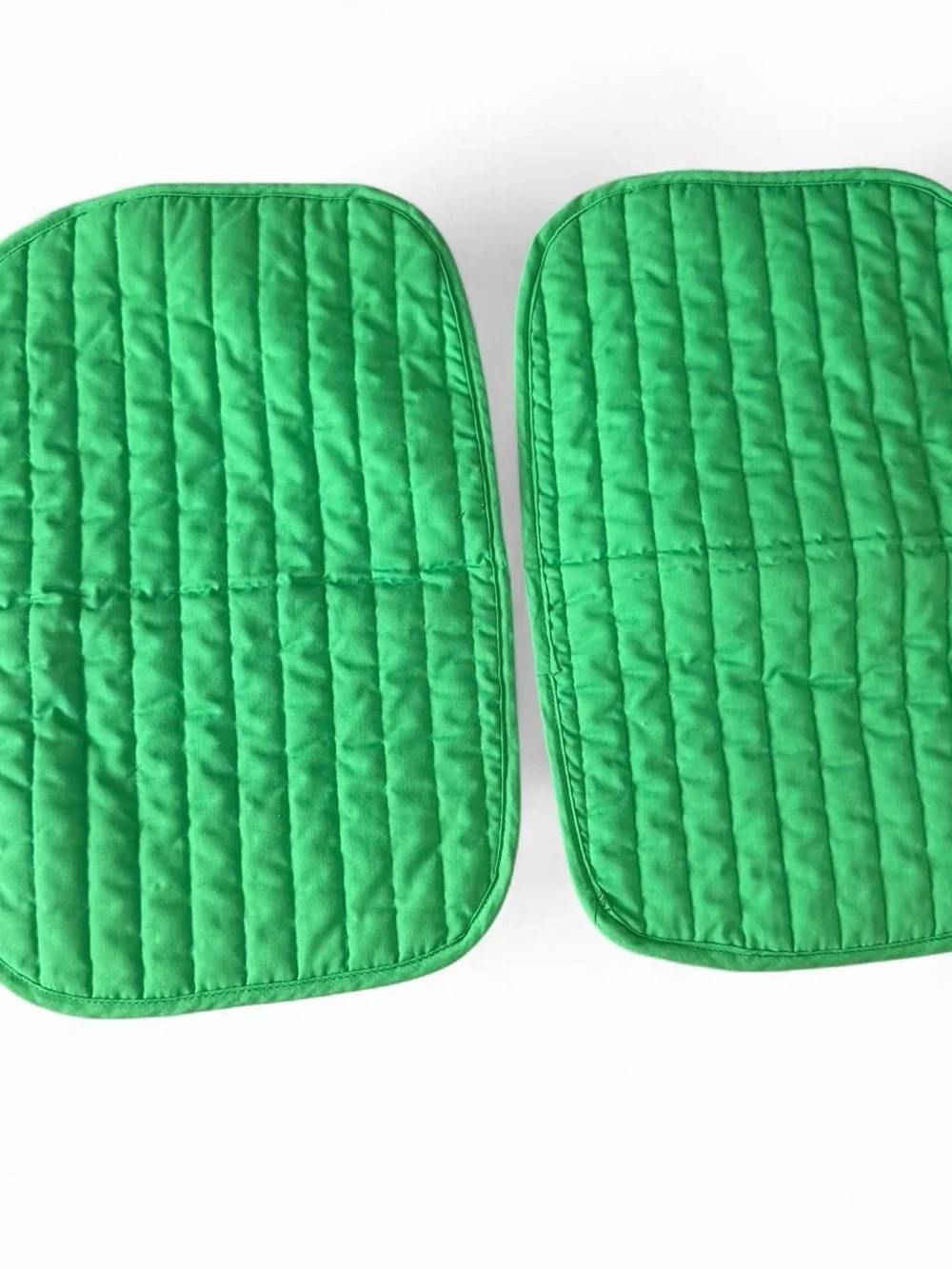 2 vintage Green Quilted Pot Holders with Cross-Stitch Corners